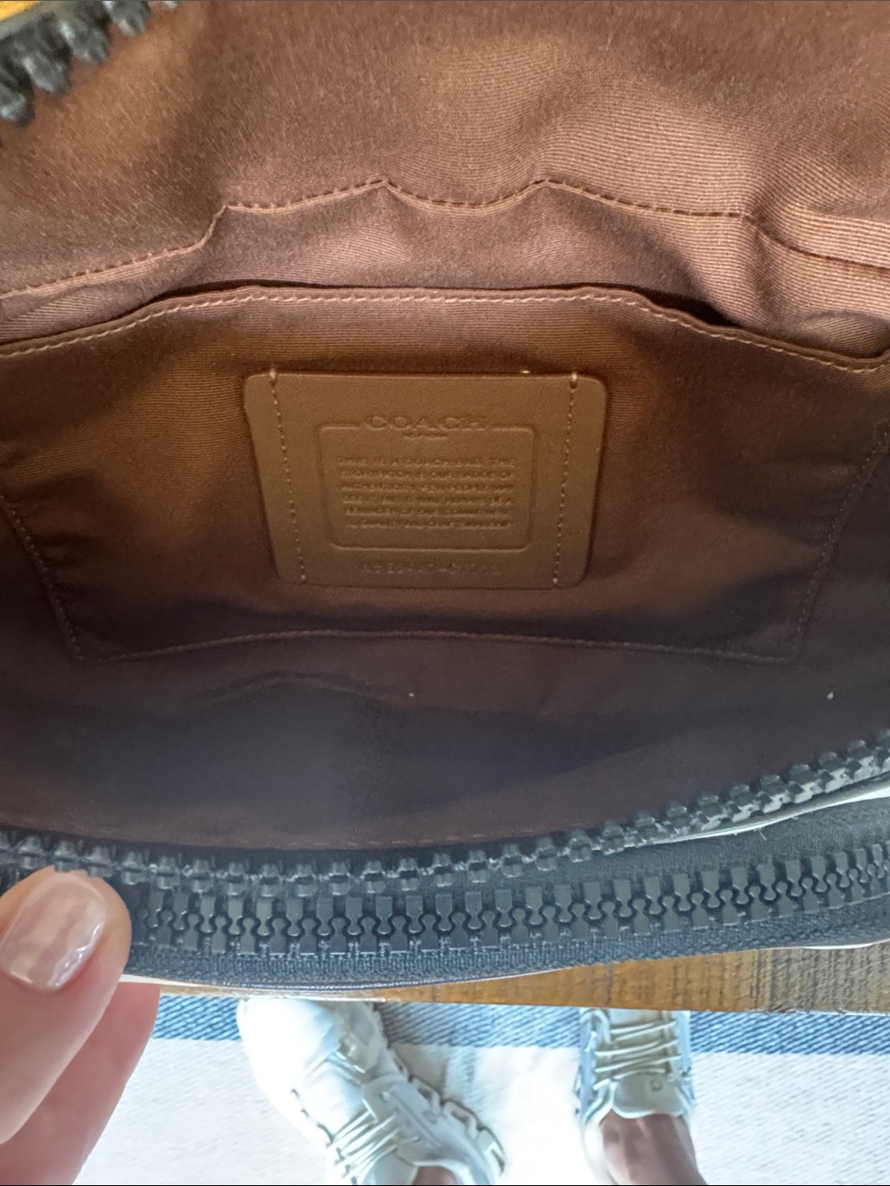Coach Cream and Black Leather Belt Bag - Picture 5 of 5